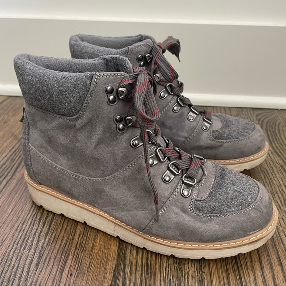 Austin Trading Co. gray lace up boots size 8.5 - Picture 1 of 9